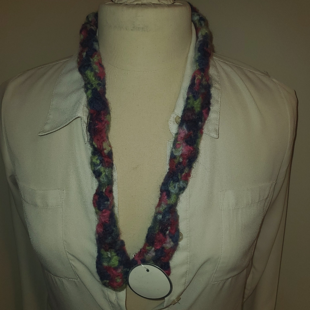 Wool short scarf